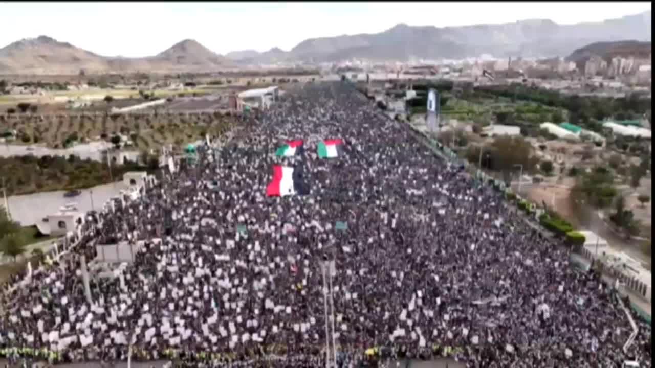 اليمن.. حشود مليونية تؤكد تمسكها بالقضية الفلسطينية