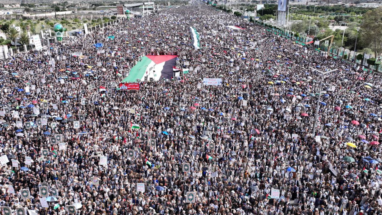 مسيرة "مع غزة جهاد مقدس ولا خطوط حمراء"