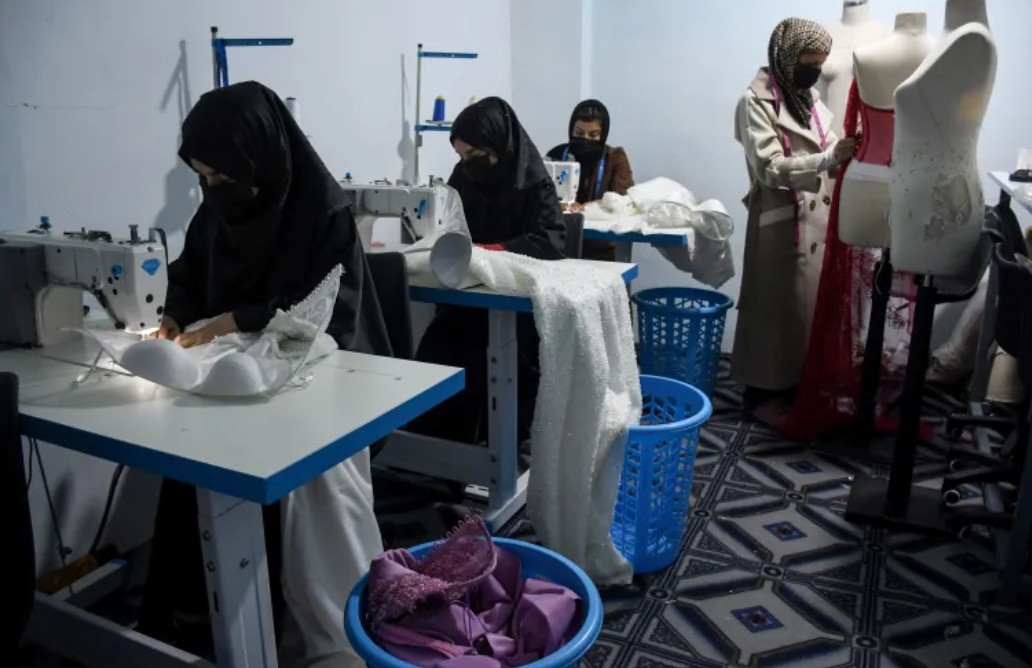 أستراليا تفرض عقوبات على أربعة مسؤولين أفغان على خلفية “انتهاكات حقوق النساء والفتيات” أستراليا تفرض عقوبات على أربعة مسؤولين أفغان على خلفية “انتهاكات حقوق النساء والفتيات”