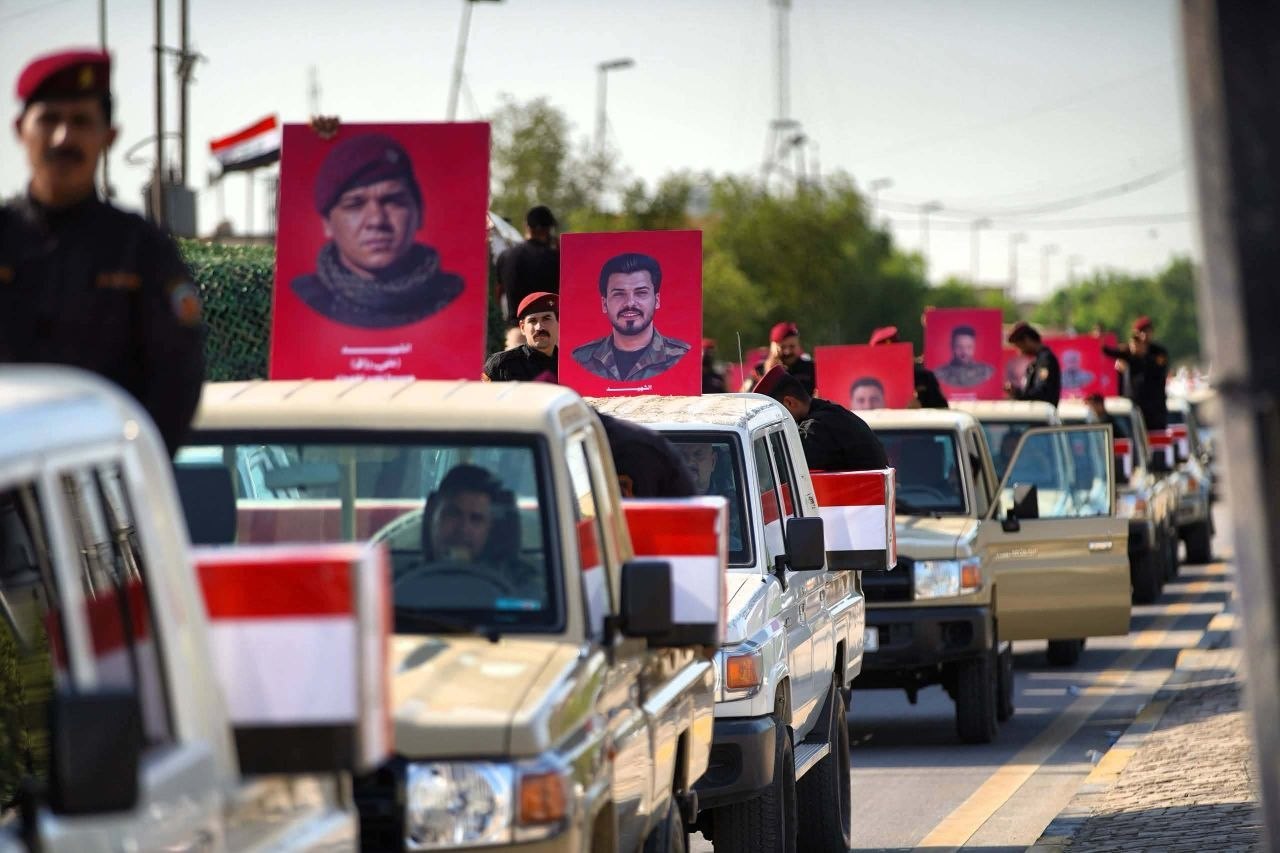 بالفيديو | “يوم السيادة” في بغداد.. استعراض للحشد الشعبي وتكريم لتضحيات الشهداء